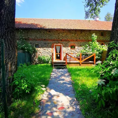 2 Sypialnie I 2 Ogródki W Zabytkowym Budynku Wydminy