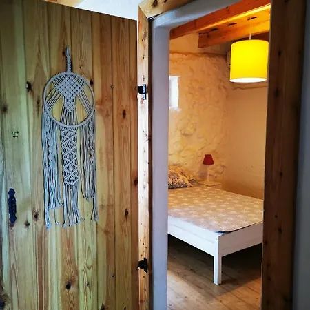 2 Sypialnie I 2 Ogródki W Zabytkowym Budynku