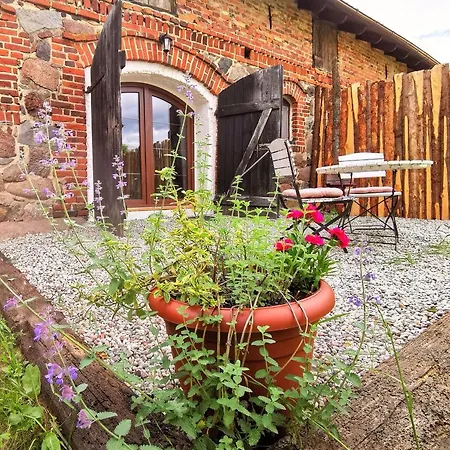 Mazurska Sielanka - Klimatyczny Apartament, 2 Sypialnie I 2 Ogrodki Holiday home Wydminy